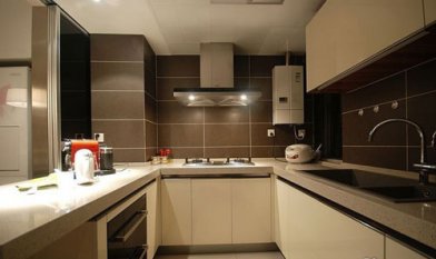 櫥柜面板開裂怎么辦，櫥柜面板如何保養