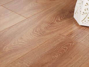 強化復(fù)合地板和實木復(fù)合地板哪個好 強化復(fù)合地板和實木復(fù)合地板哪個好